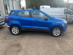 2015 Ford Ecosport 1.5 Zetec SUV 5dr Petrol Manual 2WD Euro 5 (112 Ps) in Blue — image 3
