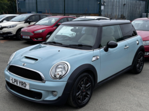 2011 MINI Hatch 2.0 Cooper Sd Hatch in Blue — image 4