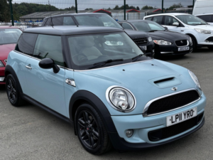 2011 MINI Hatch 2.0 Cooper Sd Hatch in Blue — image 6