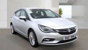 2017 Vauxhall Astra 1.4i Turbo Elite Nav Euro 6 5dr in Silver — image 6