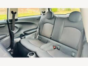 2019 MINI Hatch 1.5 Cooper Classic Euro 6 (s/s) 3dr in Silver — image 2