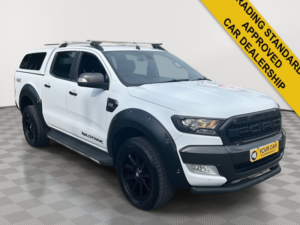 2017 Ford Ranger 3.2 Tdci Wildtrak Pickup Double Cab 4dr Diesel Auto 4WD Euro 5 (200 Ps) in White — image 2