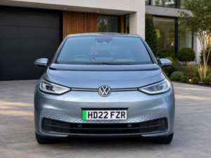 2022 Volkswagen Id.3 Pro Performance 58kwh Family Auto 5dr in Blue — image 2