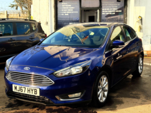 2017 Ford Focus 1.0t Ecoboost Titanium Euro 6 (s/s) 5dr in Blue — image 3
