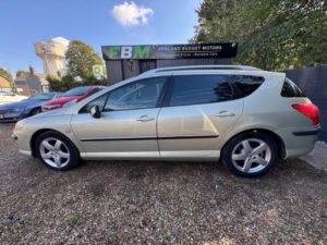 2006 Peugeot 407 Sw 3.0 Executive 5dr in Gold — image 2