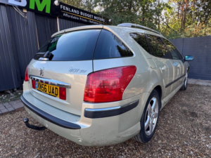 2006 Peugeot 407 Sw 3.0 Executive 5dr in Gold — image 6