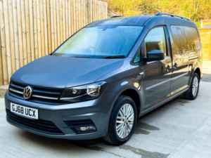 2018 Volkswagen Caddy Maxi Life 5 SEAT Auto Wheelchair Accessible Disabled Access Vehicle Wav in Grey — image 5