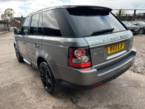 2013 Land Rover Range Rover Sport 3.0 Sd V6 Se in Grey — image 4