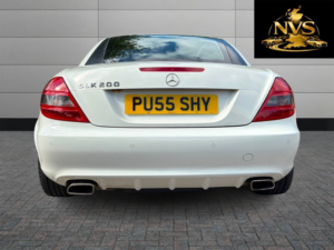 2010 Mercedes-Benz Slk 1.8 Slk200k in White — image 5