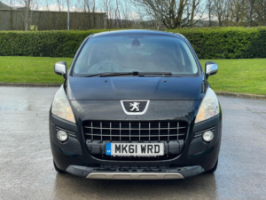 2011 Peugeot 3008 1.6 Hdi Exclusive Egc Euro 5 5dr in Black — image 4