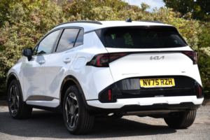 2026 Kia Sportage 1.6 T-Gdi Gt-Line SUV 5dr Petrol Manual Euro 6 (s/s) (147 Bhp) in White — image 3