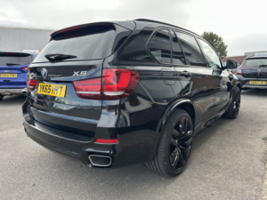 2015 BMW X5 3.0 X5 Xdrive30d M Sport in Black — image 6