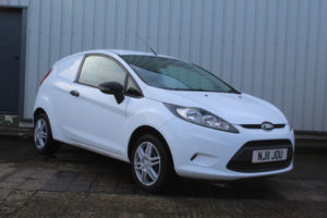 2011 Ford Fiesta Van 1.4 Tdci in White — image 2