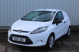 2011 Ford Fiesta Van 1.4 Tdci in White — image 3