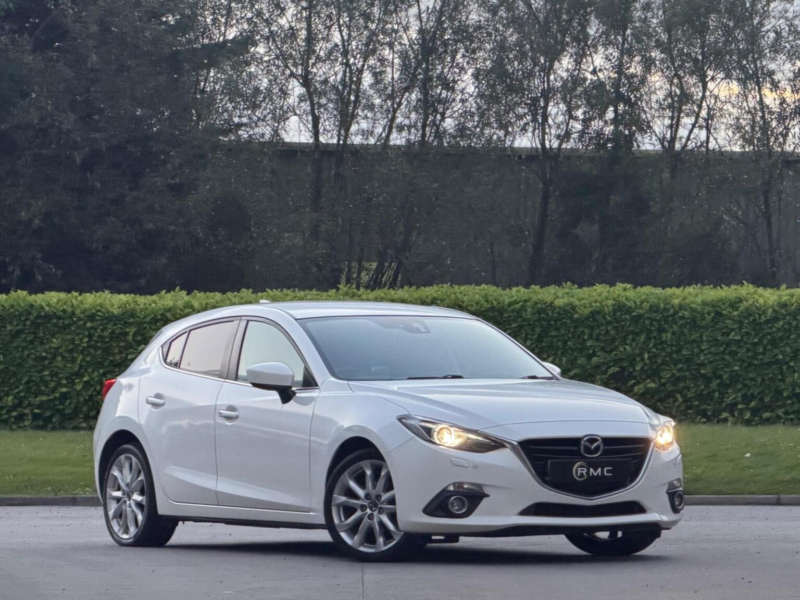 2015 Mazda Mazda3 2.0 Skyactiv-G Sport Nav Euro 6 (s/s) 5dr in White — image 1
