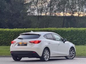 2015 Mazda Mazda3 2.0 Skyactiv-G Sport Nav Euro 6 (s/s) 5dr in White — image 2