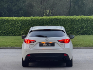 2015 Mazda Mazda3 2.0 Skyactiv-G Sport Nav Euro 6 (s/s) 5dr in White — image 5