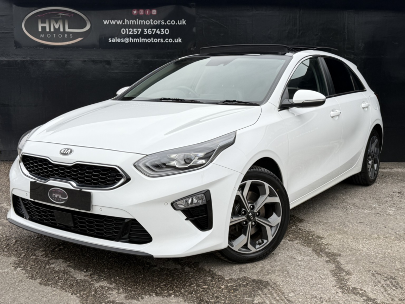 2018 Kia Ceed 1.4 T-Gdi First Edition in White — image 1