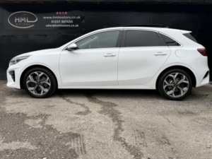 2018 Kia Ceed 1.4 T-Gdi First Edition in White — image 3