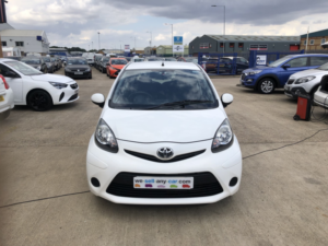 2012 Toyota Aygo 1.0 Vvt-I Ice in White — image 3