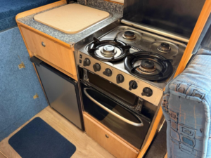 2010 Renault Master Devon Monaco Fixed Bed Camper Van 4 Berth in Silver — image 6