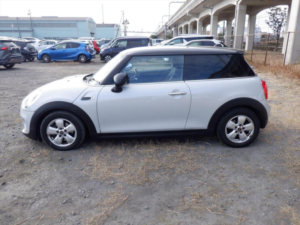 2015 MINI Hatch 1.5 Cooper Auto Euro 6 (s/s) 3dr in Other — image 2