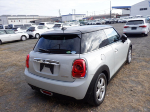 2015 MINI Hatch 1.5 Cooper Auto Euro 6 (s/s) 3dr in Other — image 5