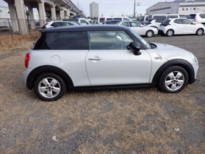 2015 MINI Hatch 1.5 Cooper Auto Euro 6 (s/s) 3dr in Other — image 6