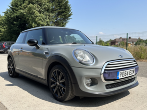 2014 MINI Hatch 1.5 Cooper 3-Door Hatch in Grey — image 5