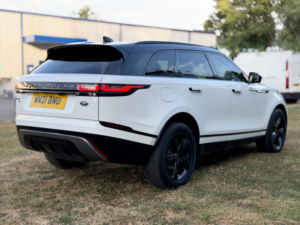 2021 Land Rover Range Rover Velar 2.0 D200 Mhev R-Dynamic S Auto 4WD Euro 6 (s/s) 5dr in White — image 6