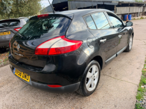 2008 Renault Megane 1.6 16v Dynamique in Black — image 4