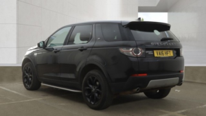 2016 Land Rover Discovery Sport 2.0 Td4 Hse in Black — image 2