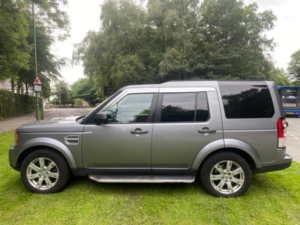 2011 Land Rover Discovery Sdv6 Xs in Grey — image 5