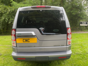 2011 Land Rover Discovery Sdv6 Xs in Grey — image 6