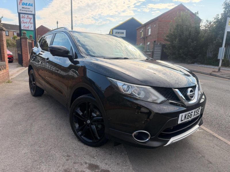 2016 Nissan Qashqai 1.5 Dci Black Edition 2WD Euro 6 (s/s) 5dr in Black — image 1