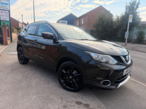 2016 Nissan Qashqai 1.5 Dci Black Edition 2WD Euro 6 (s/s) 5dr in Black — image 2