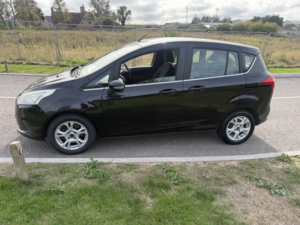 2013 Ford B-Max 1.0 T Ecoboost Zetec in Black — image 6