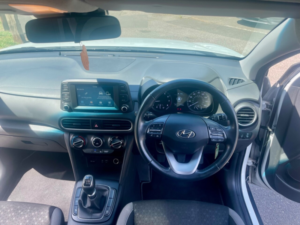 2018 Hyundai Kona 1.0 T-Gdi Blue Drive Se SUV 5dr Petrol Manual Euro 6 (s/s) (120 Ps) in White — image 5