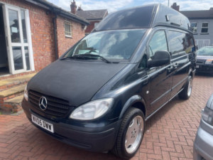2005 Mercedes-Benz Vito 2.1 111cdi Dualiner Basic Long Panel Van Lwb 5dr in Black — image 2