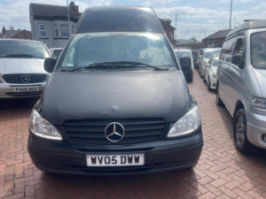 2005 Mercedes-Benz Vito 2.1 111cdi Dualiner Basic Long Panel Van Lwb 5dr in Black — image 5