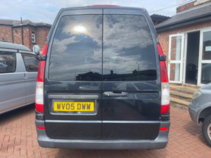2005 Mercedes-Benz Vito 2.1 111cdi Dualiner Basic Long Panel Van Lwb 5dr in Black — image 6