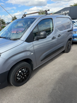 2020 Vauxhall Combo 1.6 Turbo D 2000 Edition Panel Van 4dr Diesel Manual L1 H1 Euro 6 (s/s) (100 Ps) in Grey — image 4