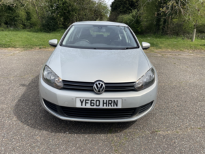 2010 Volkswagen Golf 1.6 Tdi Match 5 Door in Silver — image 2