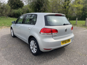 2010 Volkswagen Golf 1.6 Tdi Match 5 Door in Silver — image 5