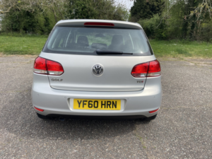 2010 Volkswagen Golf 1.6 Tdi Match 5 Door in Silver — image 6