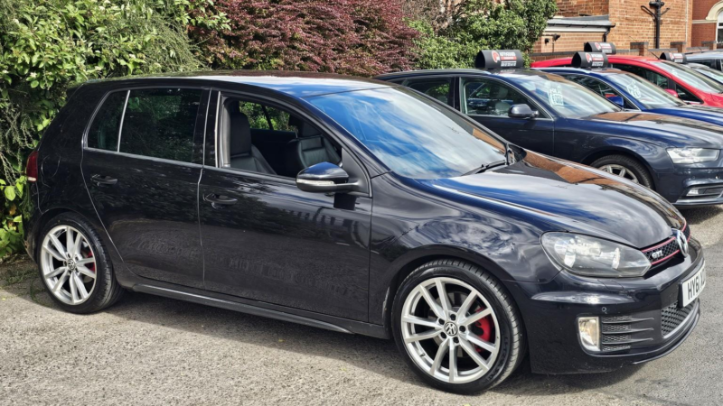 2011 Volkswagen Golf 2.0 Tsi Gti in Black — image 1