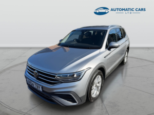 2024 Volkswagen Tiguan Allspace Life Tsi DSG Seven Seats in Silver — image 3