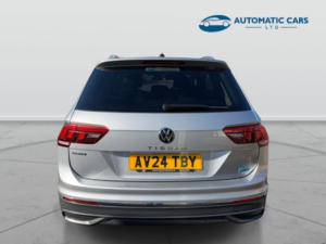 2024 Volkswagen Tiguan Allspace Life Tsi DSG Seven Seats in Silver — image 6