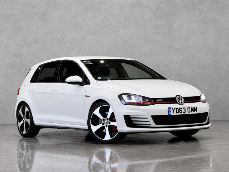 2013 Volkswagen Golf 2.0 Tsi Bluemotion Tech Gti DSG Euro 6 (s/s) 5dr in White — image 1