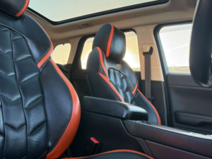 2014 Land Rover Range Rover Evoque 2.2 Range Rover Evoque Pure Tech Sd4 Auto 4WD 5dr in Black — image 3